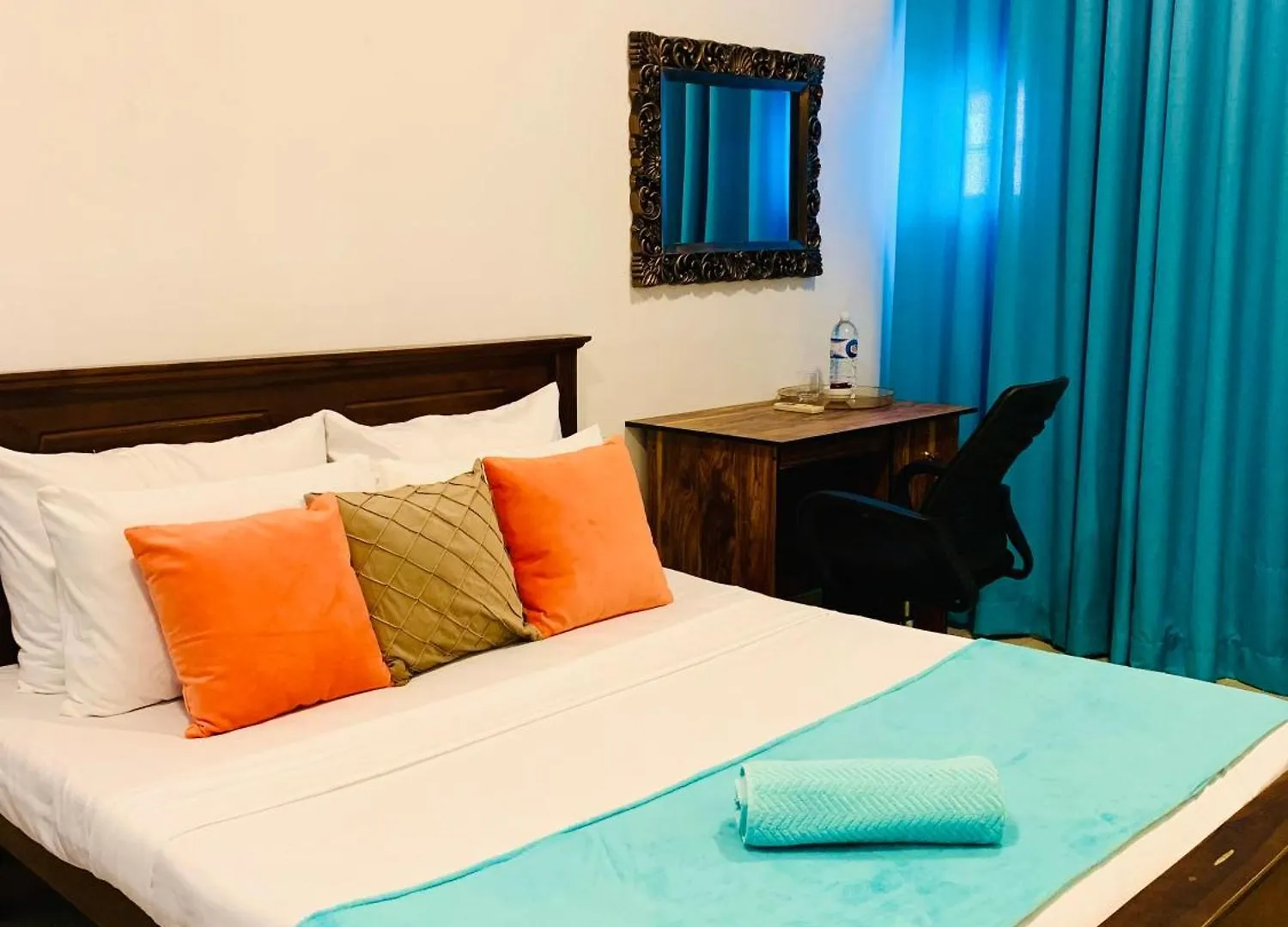 Bhashiz Villa Negombo 0*,